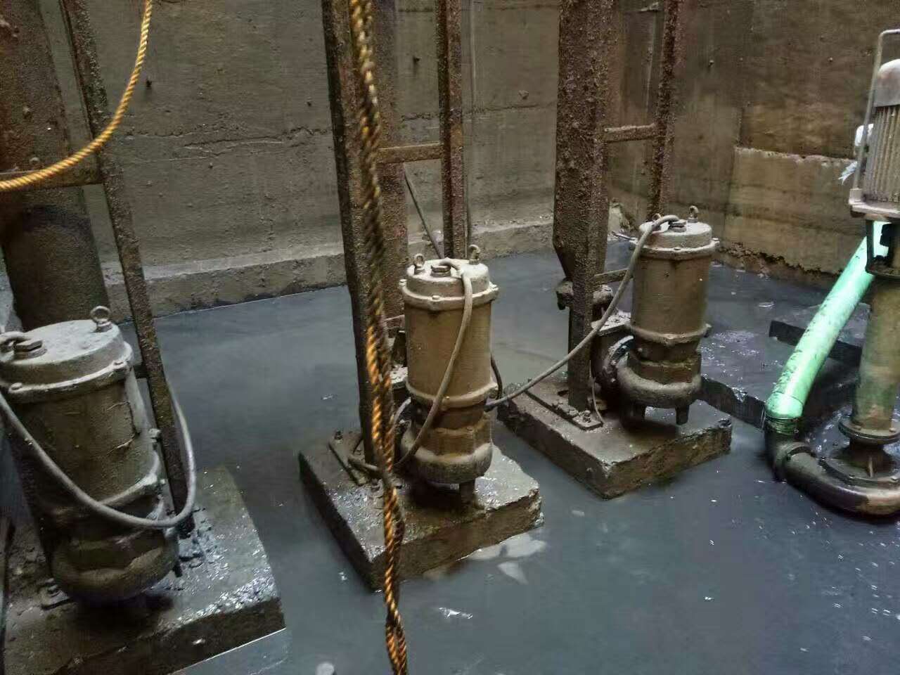 户县污水池清理